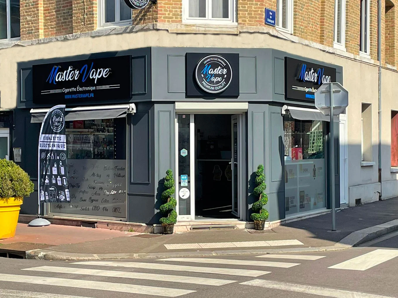 Façade de la boutique Master Vape Elbeuf