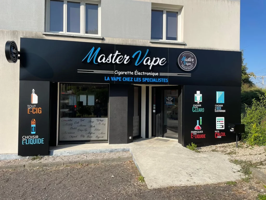 Façade de la boutique Master Vape Oissel